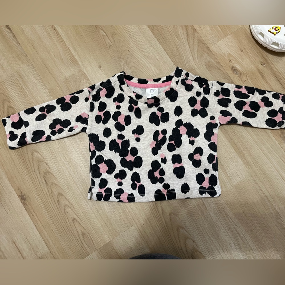Baby GAP pink leopard sweatshirt 18-24 months